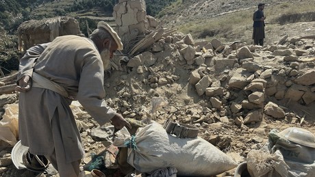 Pakistan fliegt tödliche Angriffe auf Afghanistan