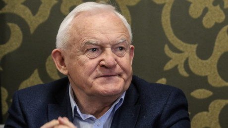 Ehemaliger polnischer Premier: "Alle wissen", dass Kiew westliche Hilfe unterschlägt