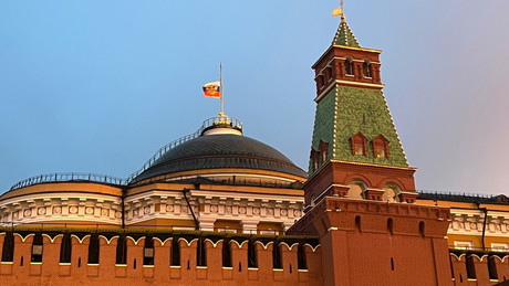 Reaktion auf Selenskijs Drohungen: Moskau kündigt mehr Angriffe auf ukrainischen Rüstungskomplex an