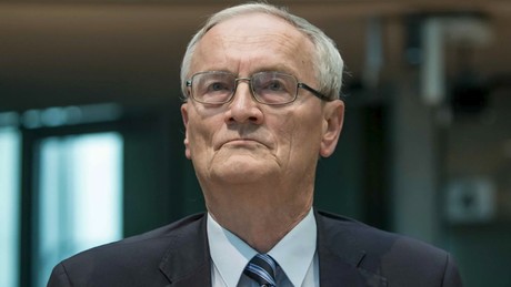 Spionageverdacht: Ex-Geheimdienstchef August Hanning festgenommen