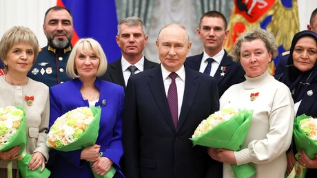 Putin wird 74 – Geburtstag zu Zeiten der Kriegspropaganda