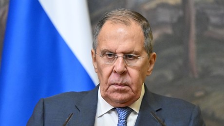Liveticker Ukraine-Krieg – Lawrow: Moskau trägt keine Schuld am Scheitern der Alaska-Abkommen