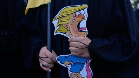Nach Ölpreisanstieg: Trump nimmt Iran-Drohung zurück