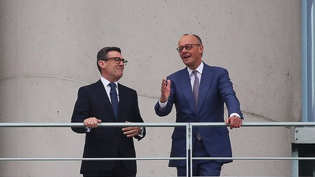 Burnham wirft Russland Einmischung in das Brexit-Referendum vor und will zurück in die EU