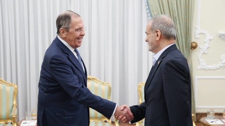 Peseschkian dankt Putin für seine Haltung zu Iran