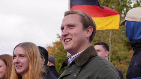 Staatsanwaltschaft klagt AfD-Jungpolitiker wegen Verwendung von NS-Slogan an