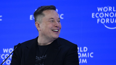 Liveticker Ukraine-Krieg – Medien: Musk ordnete Drosselung von Starlink für ukrainische Armee an