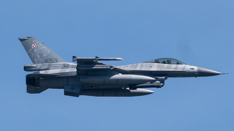 Polen: Für F-16-Kampfjets fehlen Piloten