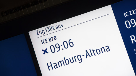 Bahnstrecke zwischen Berlin und Hamburg wegen Weltkriegsbombe gesperrt