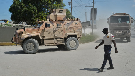 El Salvador schickt 1.000 Soldaten zur Vermisstensuche nach Haiti