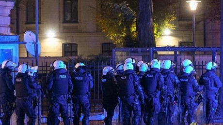 Streit ums Verfassungsgericht: Polens Präsident bricht Senegalreise ab