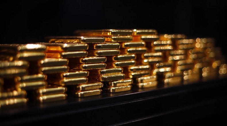 Gold touches 5yr low, as China suspected of heavy selling 
