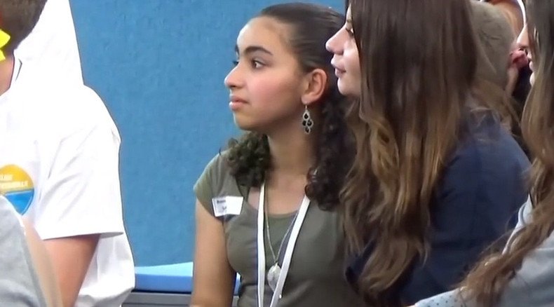 Palestinian girl reduced to tears by Merkel wishes Israel gone