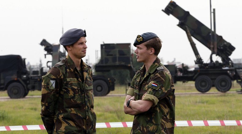 ‘Bang, Bang!’ Ammo-starved Dutch soldiers 'forced to imitate sound of firing'