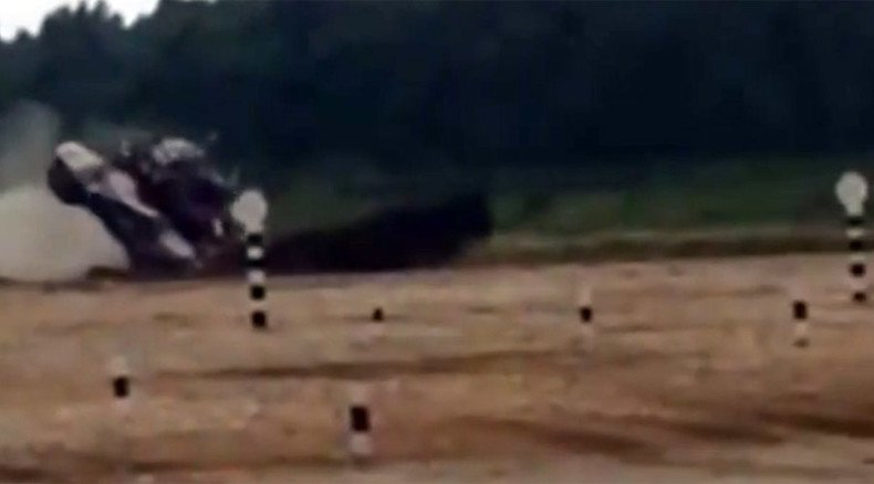 Kuwaiti crew drifts, rolls-over T-72 at Russia’s Tank Biathlon (VIDEO)