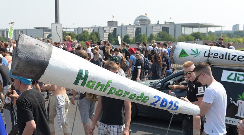 Thousands take to Berlin streets for Cannabis parade