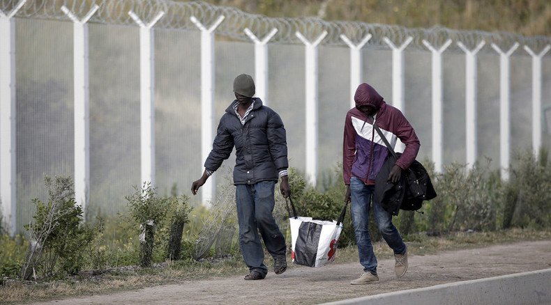 Modern slavery on rise in Britain, migrants fleeing conflict vulnerable ...