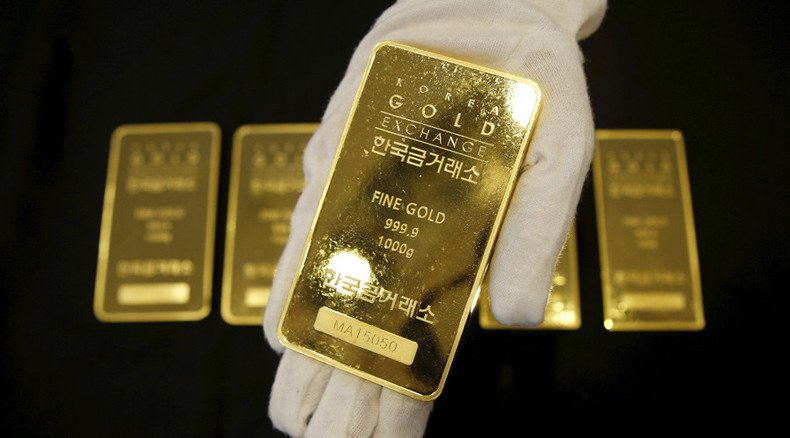 Global gold demand plunges to 6-year low