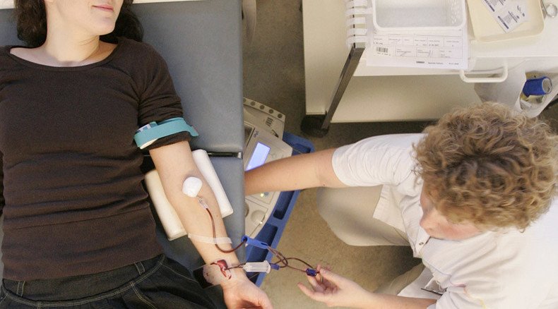 Polish workers strike, donate blood to demonstrate their economic value