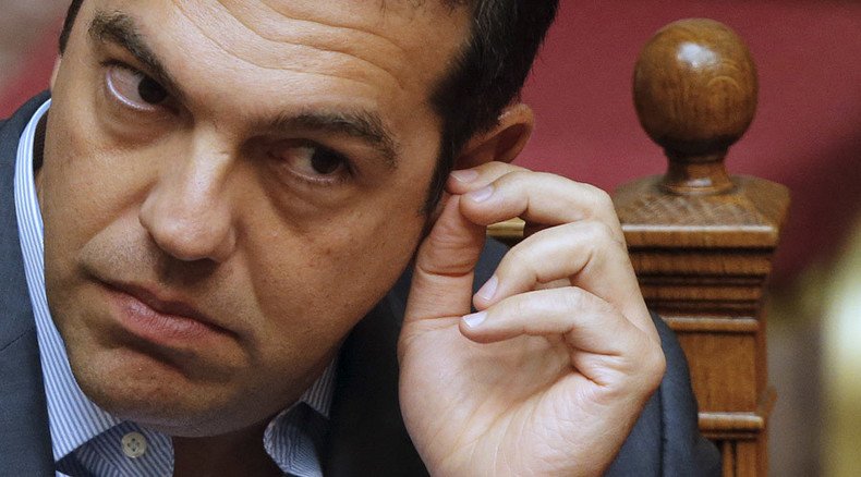  Greek PM Tsipras steps down, calls early elections