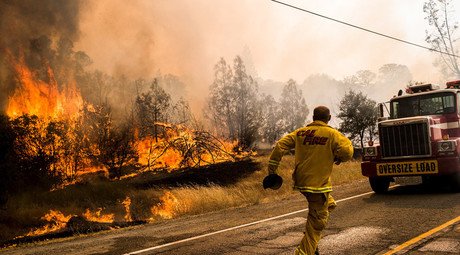 ‘Jaw-dropping’ California wildfire fueled by drought, winds
