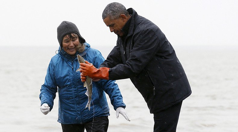 'He’s happy to see me!'  Fish spawns on Obama during Alaska visit (VIDEO)