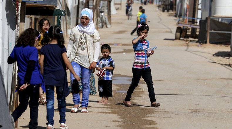 US mulls taking more Syrian refugees, as complaints over lax response to crisis mount