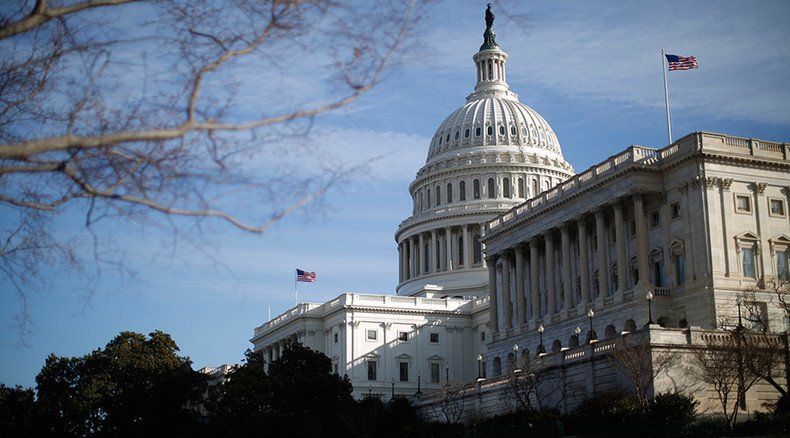 Democrats filibuster vote on legislation opposing Iran deal in Senate