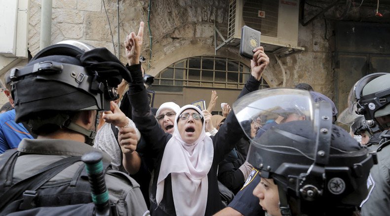 3 arrests amid fresh clashes in East Jerusalem’s holy Al-Aqsa mosque compound (VIDEO)