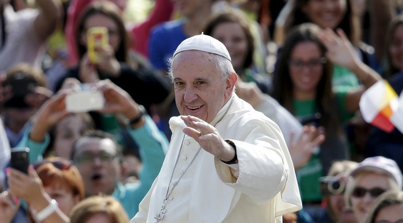 ‘No drone zones’, censored selfie sticks and other outlawed objects during Pope’s US tour