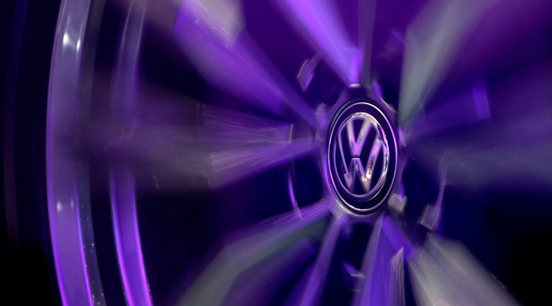 VW shares sink 25% after $18bn air pollution scandal