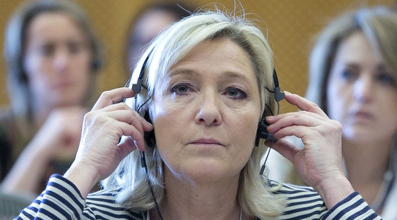 Marine Le Pen to face trial for comparing Muslim street prayers to Nazi occupation 