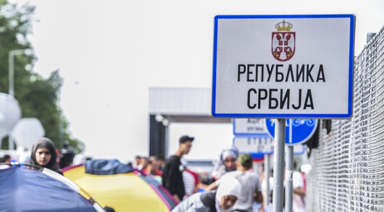 EU refugee crisis: Traffic between Croatia and Serbia halted after reciprocal bans imposed