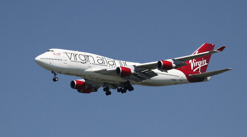Cracked windscreen forces Virgin Atlantic flight to turn back