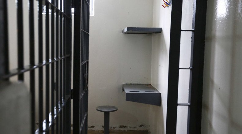 Prison inmate cuts off penis, tried to flush it down toilet