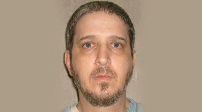 Governor delays execution of Richard Glossip until November 6