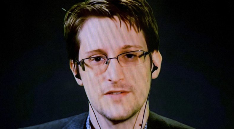 Edward Snowden joins Twitter, makes fatal error, gets 47GB of notifications