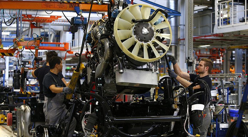 German factory orders fall as global growth slows