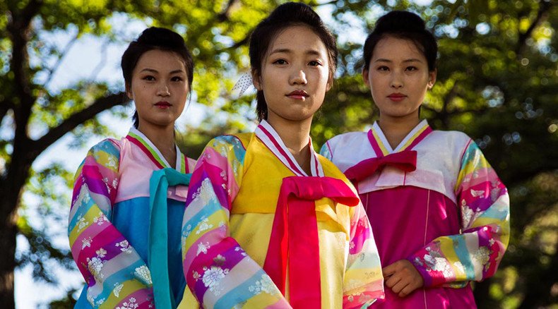 Photographer puts delicate beauty of North Korean women into spotlight