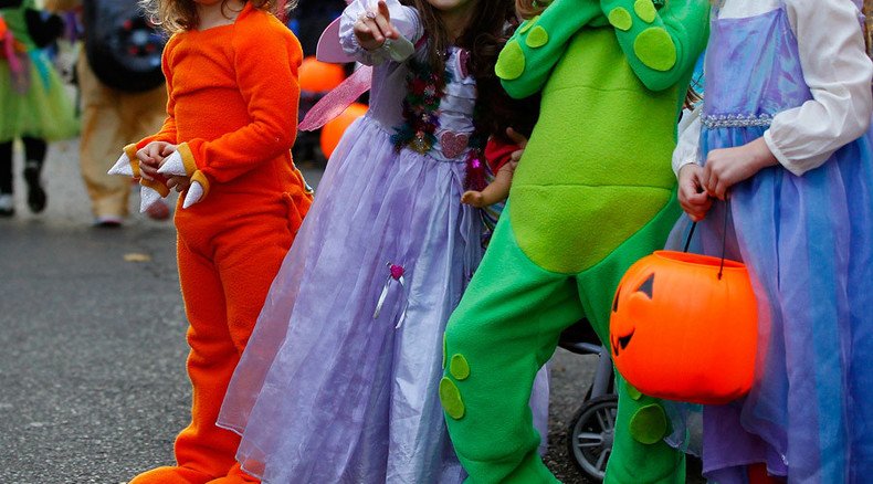 Scaremongering? Parents force school district to reverse ban on Halloween parade