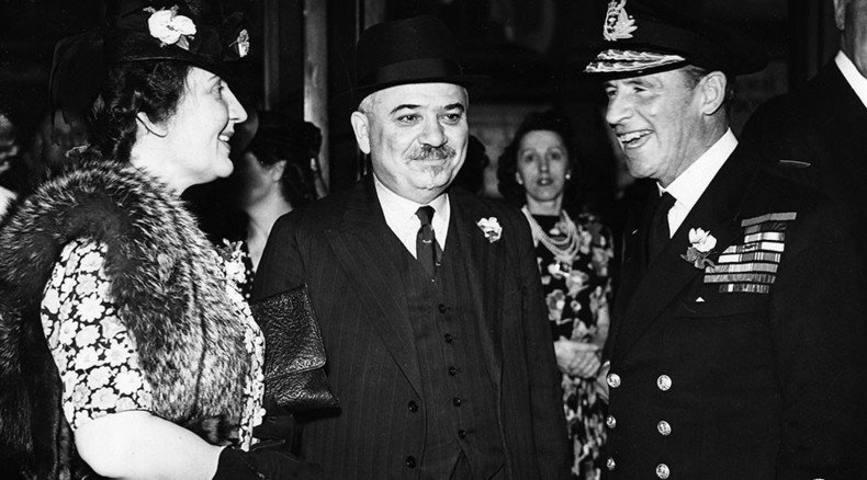 London during the Blitz: Soviet ambassador Maisky glimpses East End life