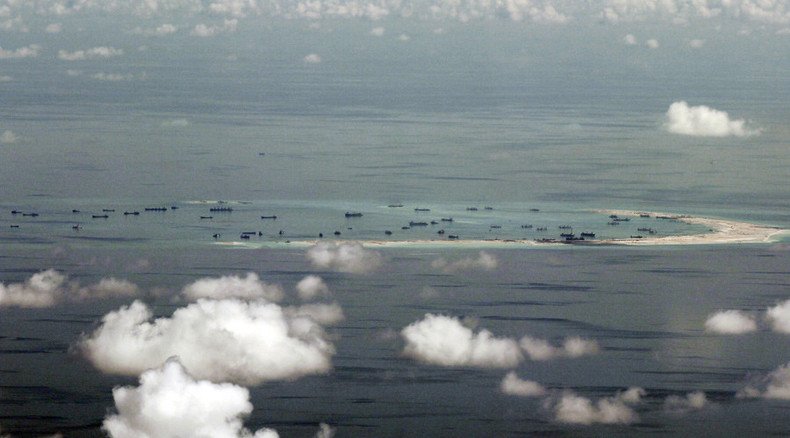 US, China brace for stand-off over disputed islands sail-by as Aussies fence-sit
