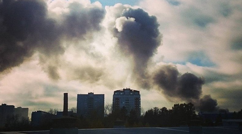 Huge blaze at construction market in Moscow suburb (PHOTOS)