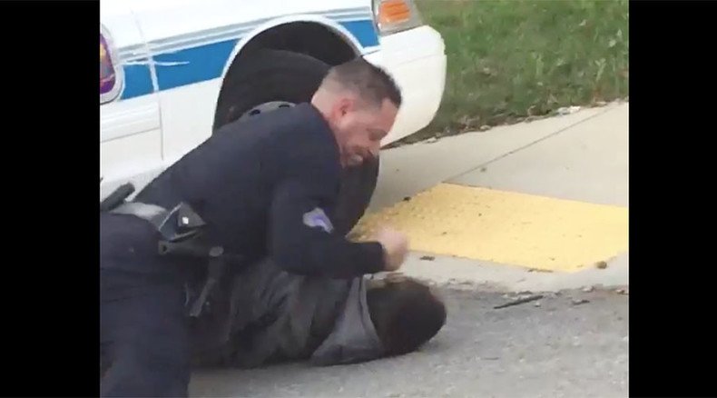 Video of cops tasing handcuffed man goes viral on Twitter, police say suspect tried to escape