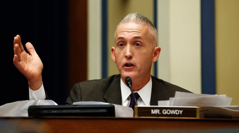 Benghazi panel outs CIA source it accused Clinton of not protecting