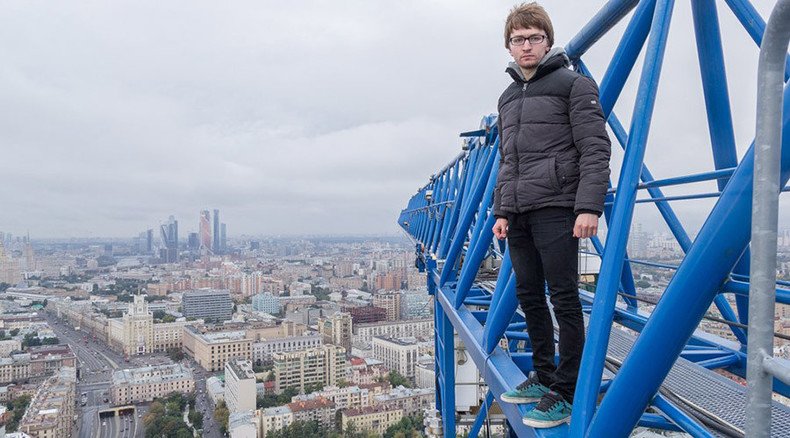 ‘I've been locked up 6 times’: Russian rooftopper stops at nothing to take stunning pics