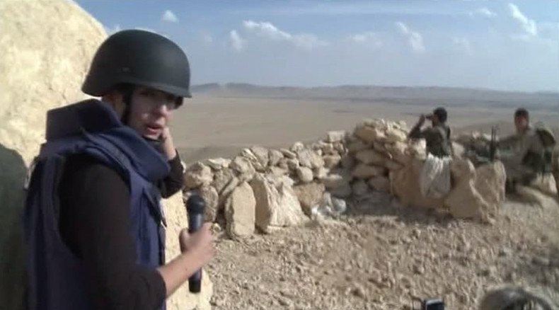RT EXCLUSIVE: ISIS position in Palmyra up-close, RT 1st intl TV crew to follow Syrian Army assault