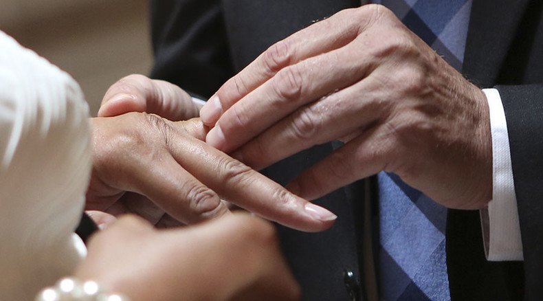 Judge with a history of sentencing couples to marriage faces backlash