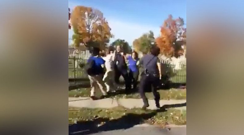  4 police officers injured in brawl started by Pennsylvania high school students (VIDEO)