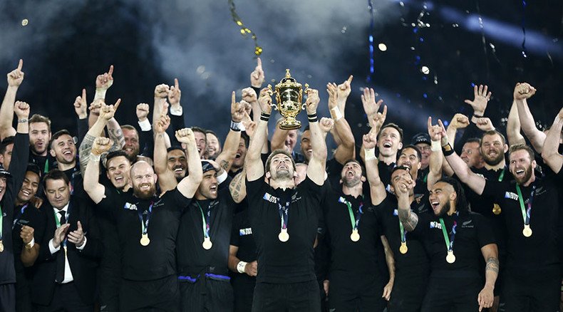 New Zealand 34-17 Australia: All Blacks crush Wallabies to retain Rugby World Cup
